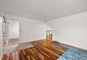 30-4887-Crestbrook-Dr-30