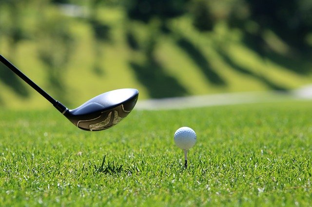 Pine Trace Golf Club image of golf club and golf ball on tee