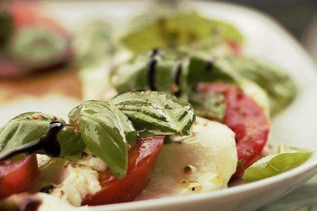 Rochester Area Restaurants Silver Sppon Ristorante image of caprese salad